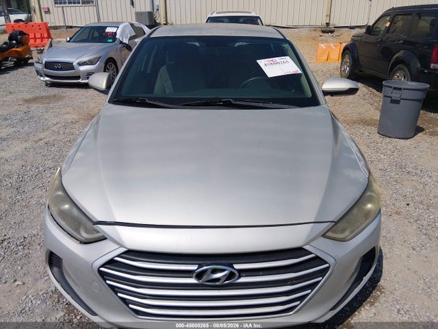 KMHD84LF5HU404686 Hyundai ELANTRA SE