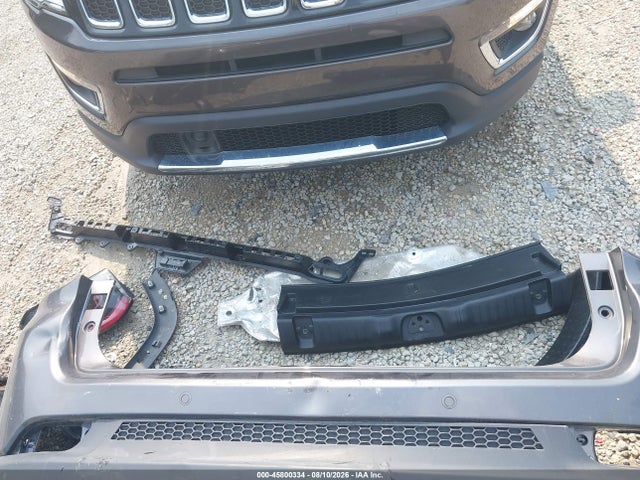 45800334 :رقم المزاد ، 3C4NJDCB6JT315400 vin ، 2018 Jeep Compass Limited 4x4 مزاد بيع