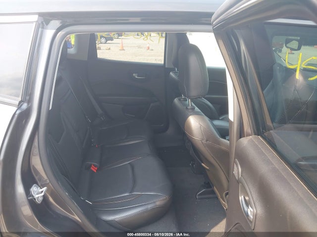 45800334 :رقم المزاد ، 3C4NJDCB6JT315400 vin ، 2018 Jeep Compass Limited 4x4 مزاد بيع