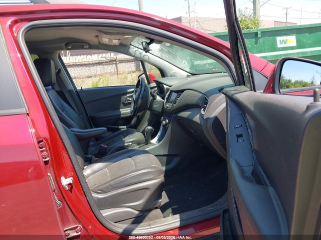 Продаж на аукціоні авто 2021 Chevrolet Trax Awd Lt, vin: KL7CJPSB5MB311853, номер лоту: 45800352