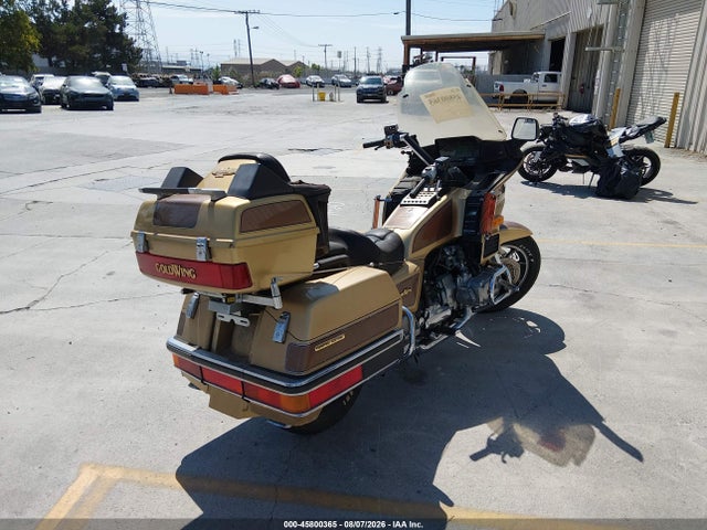 45800365 :رقم المزاد ، 1HFSC146XFA118036 vin ، 1985 Honda Gl1200 L مزاد بيع