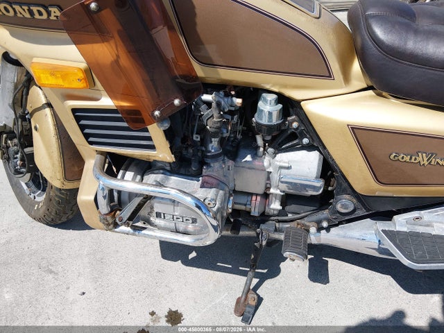 45800365 :رقم المزاد ، 1HFSC146XFA118036 vin ، 1985 Honda Gl1200 L مزاد بيع