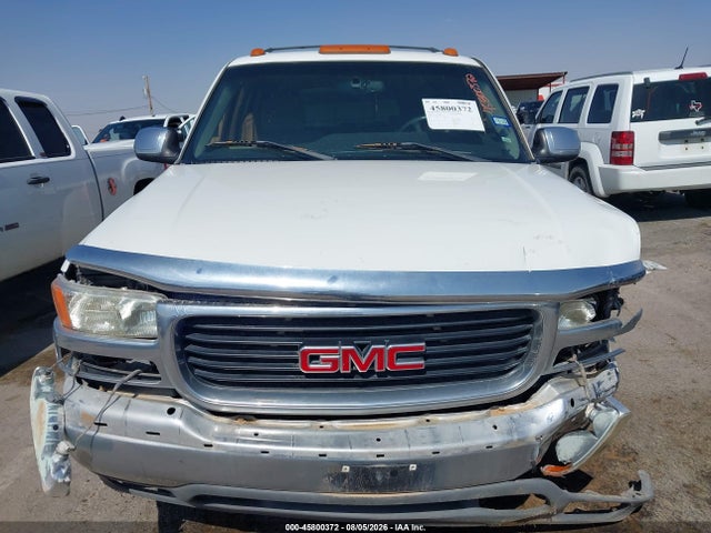 Auction sale of the 2000 Gmc Yukon Xl 2500 Sle, vin: 3GKGK26U0YG152077, lot number: 45800372