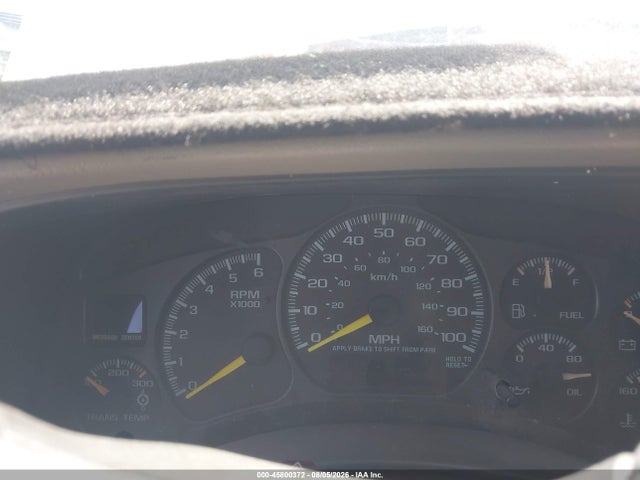 Auction sale of the 2000 Gmc Yukon Xl 2500 Sle, vin: 3GKGK26U0YG152077, lot number: 45800372