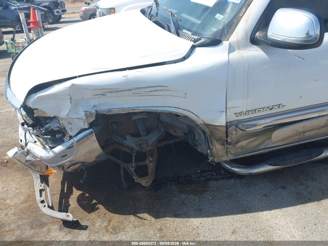 Auction sale of the 2000 Gmc Yukon Xl 2500 Sle, vin: 3GKGK26U0YG152077, lot number: 45800372