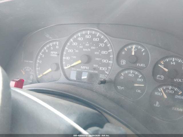 Auction sale of the 2000 Gmc Yukon Xl 2500 Sle, vin: 3GKGK26U0YG152077, lot number: 45800372