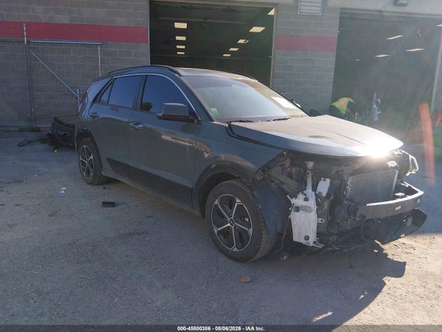 2023 Kia Niro Sx მანქანა იყიდება აუქციონზე, vin: KNDCT3LE8P5045665, აუქციონის ნომერი: 45800386