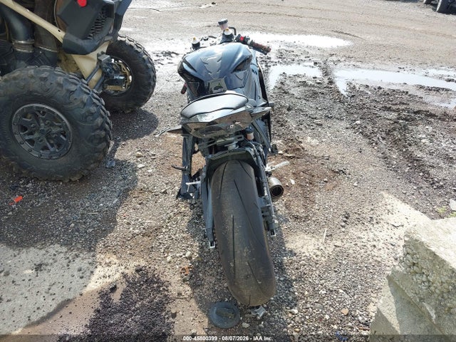 Yamaha YZFR6 2015 JYARJ16E7FA034058 Image 6