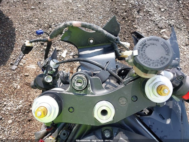 Yamaha YZFR6 2015 JYARJ16E7FA034058 Image 7