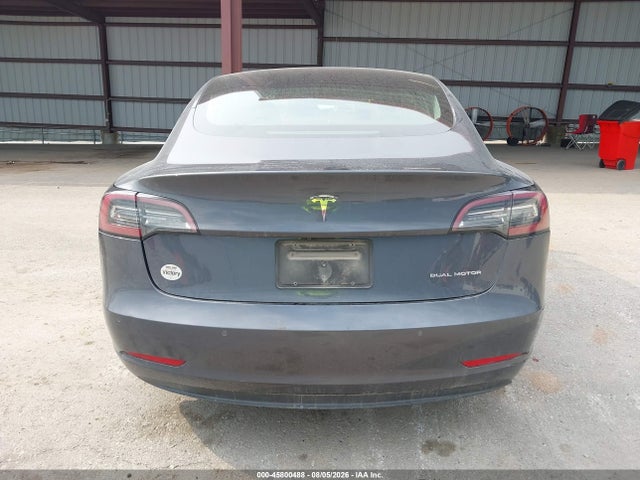 45800488 :رقم المزاد ، 5YJ3E1EB0KF205630 vin ، 2019 Tesla Model 3 Long Range/performance مزاد بيع