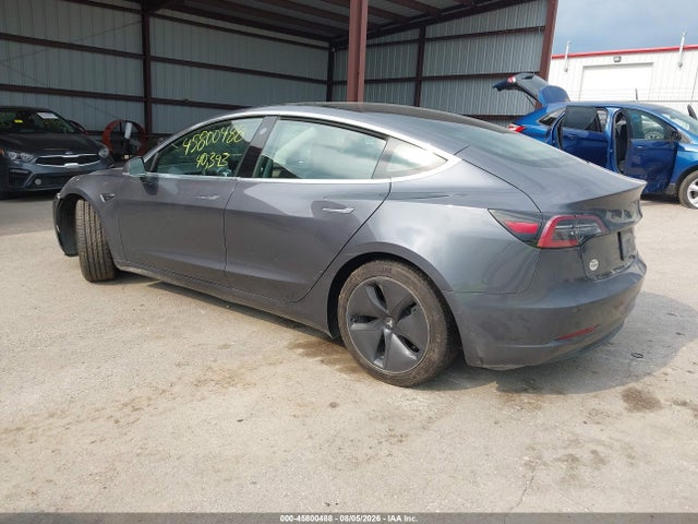 45800488 :رقم المزاد ، 5YJ3E1EB0KF205630 vin ، 2019 Tesla Model 3 Long Range/performance مزاد بيع