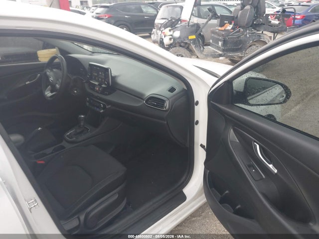 Продажа на аукционе авто 2018 Hyundai Elantra Gt, vin: KMHH35LE5JU032981, номер лота: 45800502