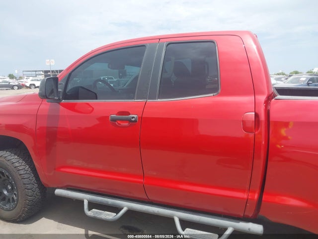 5TFUY5F13EX338918 Toyota Tundra Sr5 5.7l V8