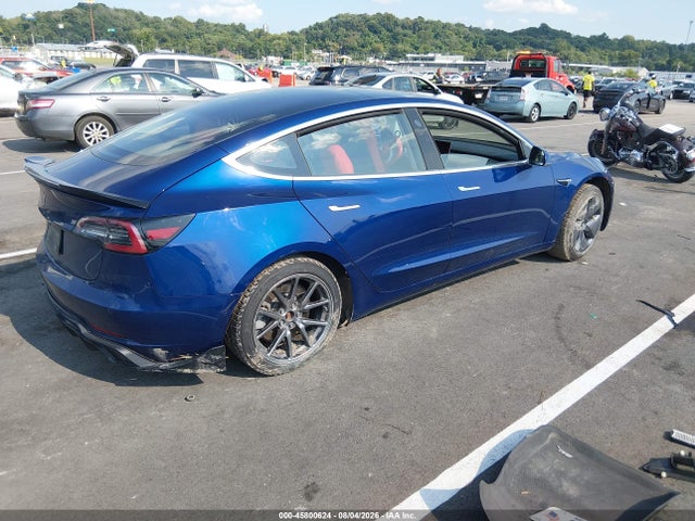 Tesla MODEL 3 2019 5YJ3E1EA4KF411895 Image 4