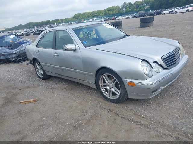 45800652 :رقم المزاد ، WDBJF65J3YB119053 vin ، 2000 Mercedes-benz E 320 مزاد بيع