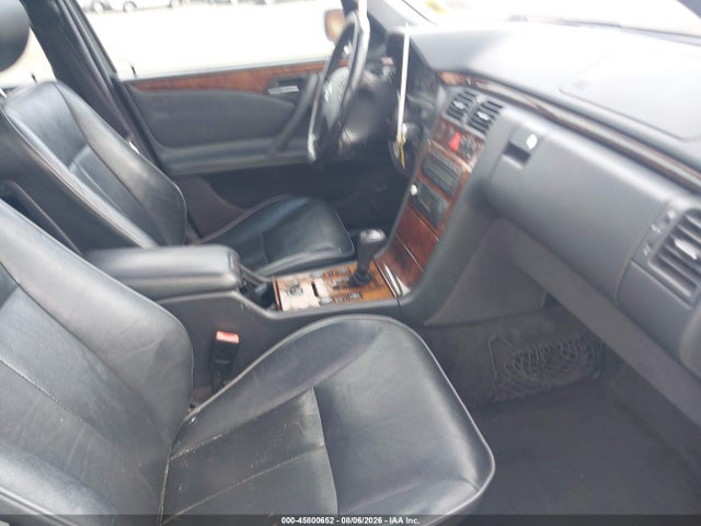 Aukcja sprzedaży 2000 Mercedes-benz E 320, vin: WDBJF65J3YB119053, numer aukcji: 45800652
