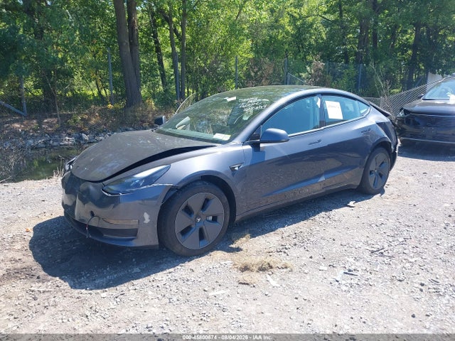 Tesla Model 3 Rear-wheel Drive 2023 5YJ3E1EA1PF652515 Image 2