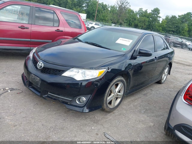 Toyota CAMRY SE 2014 4T1BF1FKXEU726420 Image 2