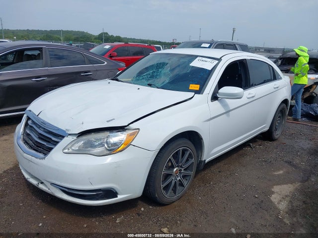 Aukcja sprzedaży 2014 Chrysler 200 Lx, vin: 1C3CCBAB1EN194746, numer aukcji: 45800732