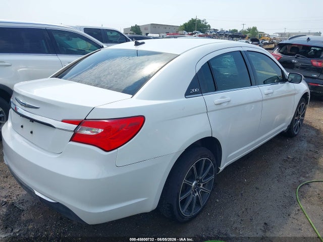Aukcja sprzedaży 2014 Chrysler 200 Lx, vin: 1C3CCBAB1EN194746, numer aukcji: 45800732