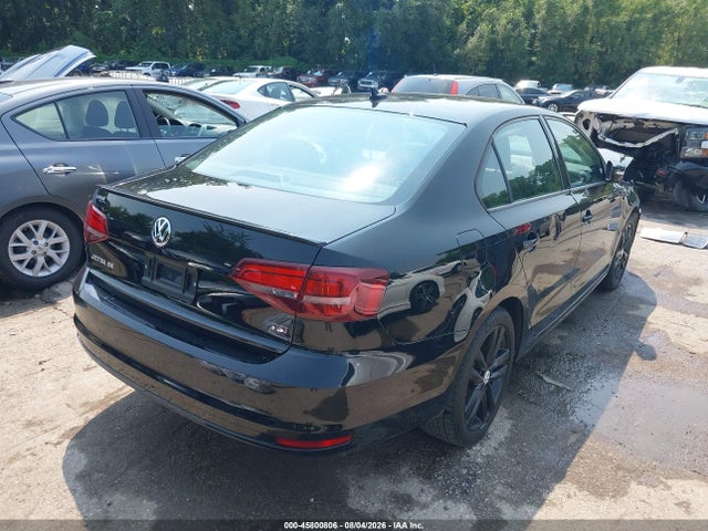 45800806 :رقم المزاد ، 3VWD17AJ4JM230232 vin ، 2018 Volkswagen Jetta 1.8t Se Sport مزاد بيع