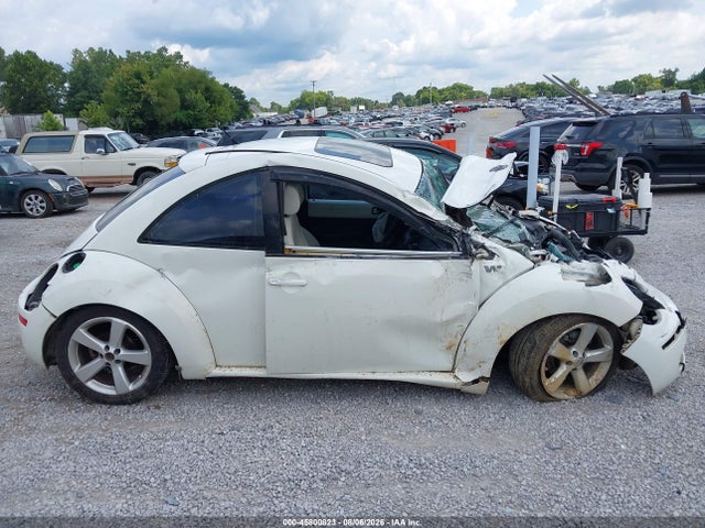 Продаж на аукціоні авто 2008 Volkswagen New Beetle Black Tie Edition/triple White, vin: 3VWFW31C78M517336, номер лоту: 45800823