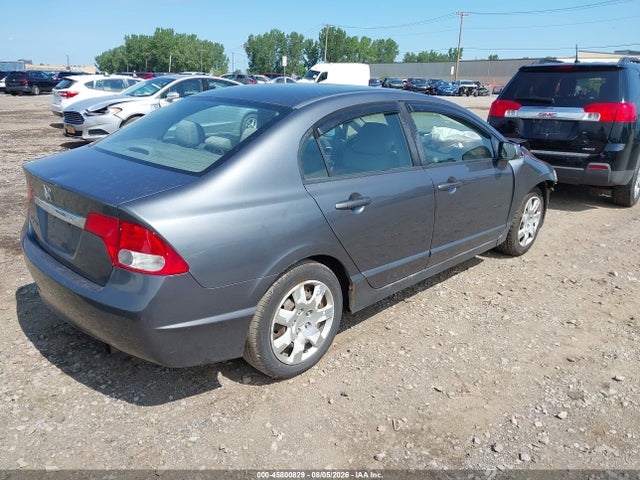 Продажа на аукционе авто 2009 Honda Civic Lx, vin: 19XFA15599E019801, номер лота: 45800829