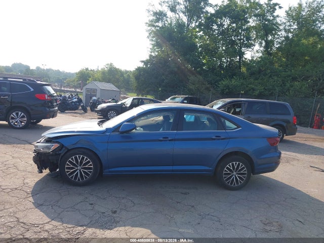 2021 Volkswagen Jetta 1.4t R-line/1.4t Se/s მანქანა იყიდება აუქციონზე, vin: 3VWC57BU1MM038795, აუქციონის ნომერი: 45800838