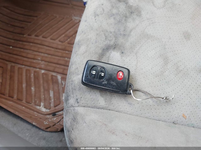 45800863 :رقم المزاد ، JTDKN3DU3A5204031 vin ، 2010 Toyota Prius Iii مزاد بيع