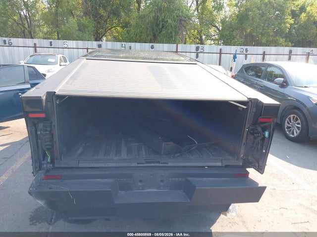 Tesla Cybertruck 2024 7G2CEHED1RA035941 Image 16