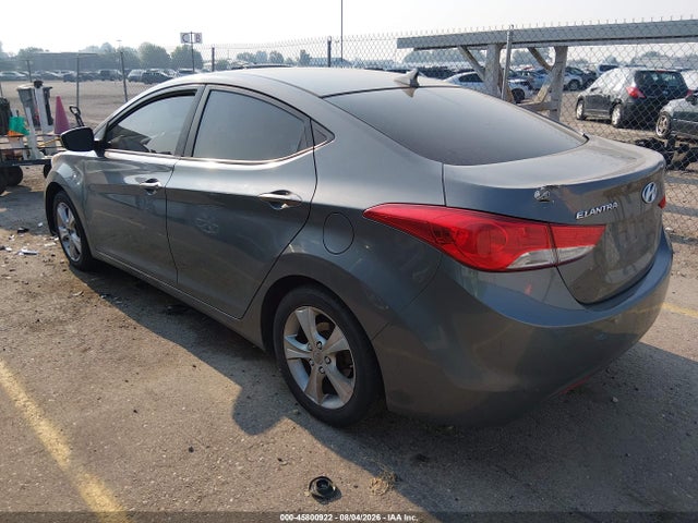 Продажа на аукционе авто 2013 Hyundai Elantra Gls, vin: 5NPDH4AE4DH160046, номер лота: 45800922