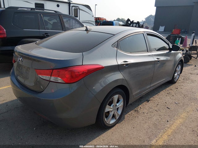 Продажа на аукционе авто 2013 Hyundai Elantra Gls, vin: 5NPDH4AE4DH160046, номер лота: 45800922