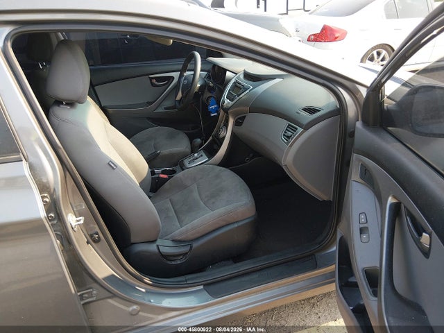 Продажа на аукционе авто 2013 Hyundai Elantra Gls, vin: 5NPDH4AE4DH160046, номер лота: 45800922