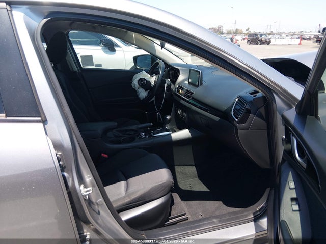 Продаж на аукціоні авто 2016 Mazda Mazda3 I Sport, vin: JM1BM1T76G1355772, номер лоту: 45800937