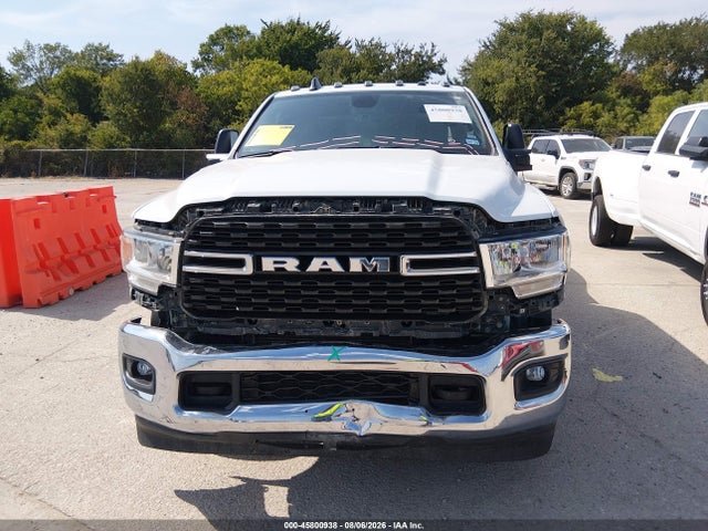 2024 Ram 3500 Big Horn  4x4 8' Box მანქანა იყიდება აუქციონზე, vin: 3C63RRHL8RG358145, აუქციონის ნომერი: 45800938