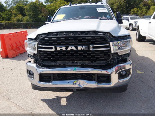 2024 Ram 3500 Big Horn  4x4 8' Box მანქანა იყიდება აუქციონზე, vin: 3C63RRHL8RG358145, აუქციონის ნომერი: 45800938
