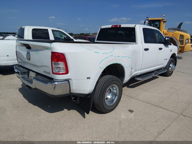 2024 Ram 3500 Big Horn  4x4 8' Box მანქანა იყიდება აუქციონზე, vin: 3C63RRHL8RG358145, აუქციონის ნომერი: 45800938