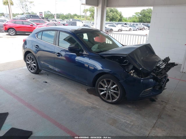 45800945 :رقم المزاد ، 3MZBN1L38JM250443 vin ، 2018 Mazda Mazda3 Touring مزاد بيع