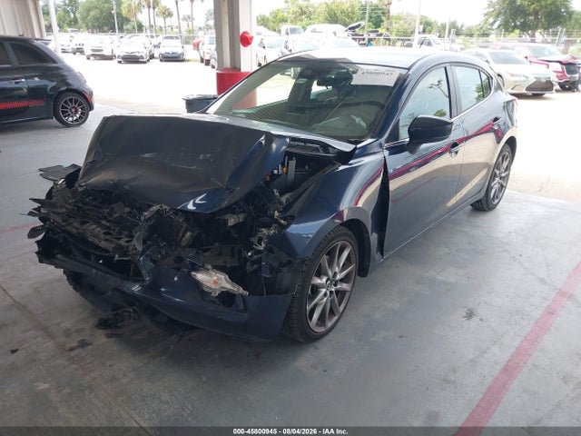 2018 Mazda Mazda3 Touring მანქანა იყიდება აუქციონზე, vin: 3MZBN1L38JM250443, აუქციონის ნომერი: 45800945