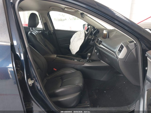 2018 Mazda Mazda3 Touring მანქანა იყიდება აუქციონზე, vin: 3MZBN1L38JM250443, აუქციონის ნომერი: 45800945