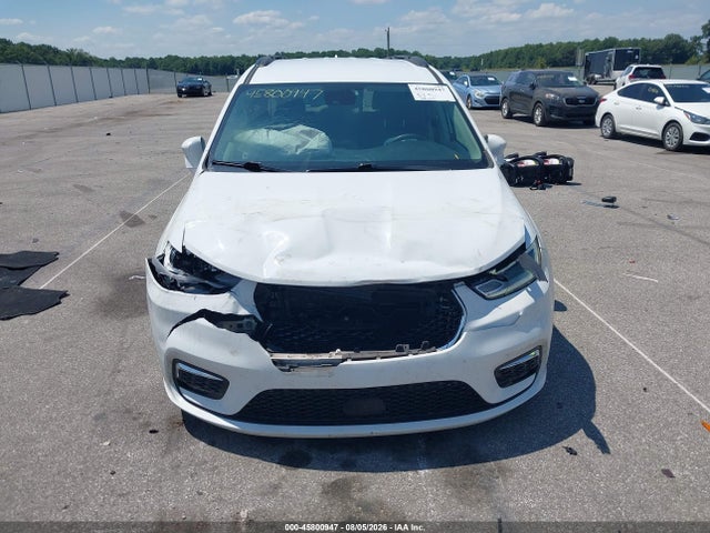 2022 Chrysler Pacifica Touring L მანქანა იყიდება აუქციონზე, vin: 2C4RC1BG6NR132708, აუქციონის ნომერი: 45800947