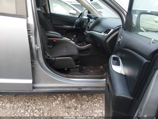 45800949 :رقم المزاد ، 3C4PDCBG6KT873143 vin ، 2019 Dodge Journey Se مزاد بيع