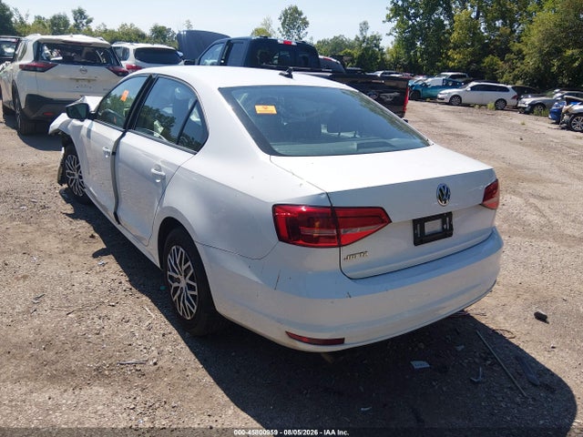 2015 Volkswagen Jetta 2.0l S მანქანა იყიდება აუქციონზე, vin: 3VW2K7AJ6FM305010, აუქციონის ნომერი: 45800959