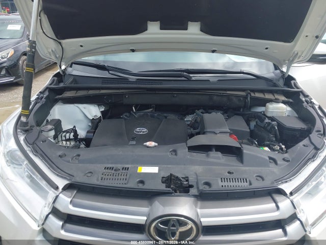 Продажа на аукционе авто 2019 Toyota Highlander Xle, vin: 5TDJZRFH3KS617274, номер лота: 45800961