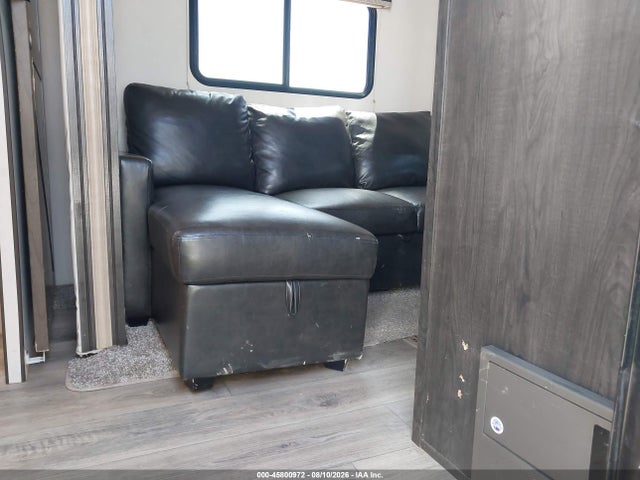Продаж на аукціоні авто 2019 Forest River Other, vin: 5ZT2SVNB2KV477561, номер лоту: 45800972