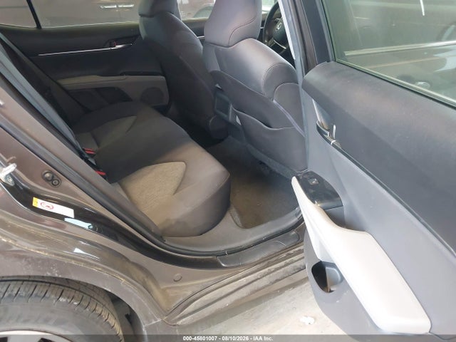Toyota CAMRY LE 2018 JTNB11HK4J3046007 Image 8