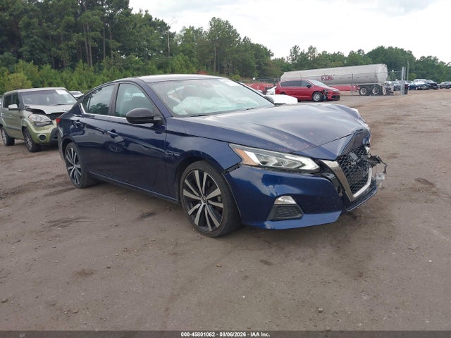 45801062 :رقم المزاد ، 1N4BL4CV7MN318792 vin ، 2021 Nissan Altima Sr Fwd مزاد بيع
