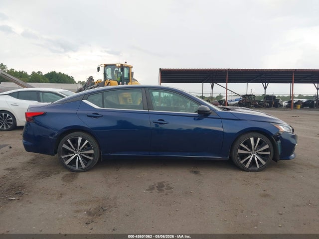 45801062 :رقم المزاد ، 1N4BL4CV7MN318792 vin ، 2021 Nissan Altima Sr Fwd مزاد بيع