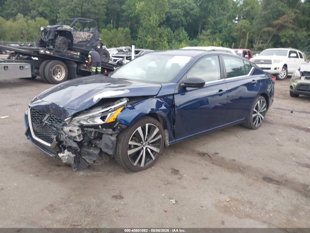 45801062 :رقم المزاد ، 1N4BL4CV7MN318792 vin ، 2021 Nissan Altima Sr Fwd مزاد بيع