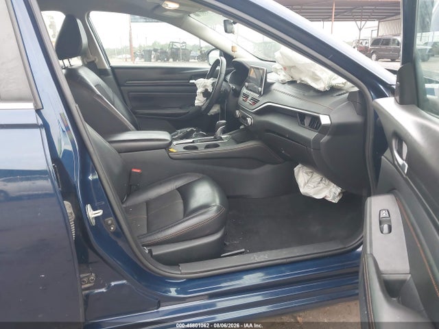 45801062 :رقم المزاد ، 1N4BL4CV7MN318792 vin ، 2021 Nissan Altima Sr Fwd مزاد بيع